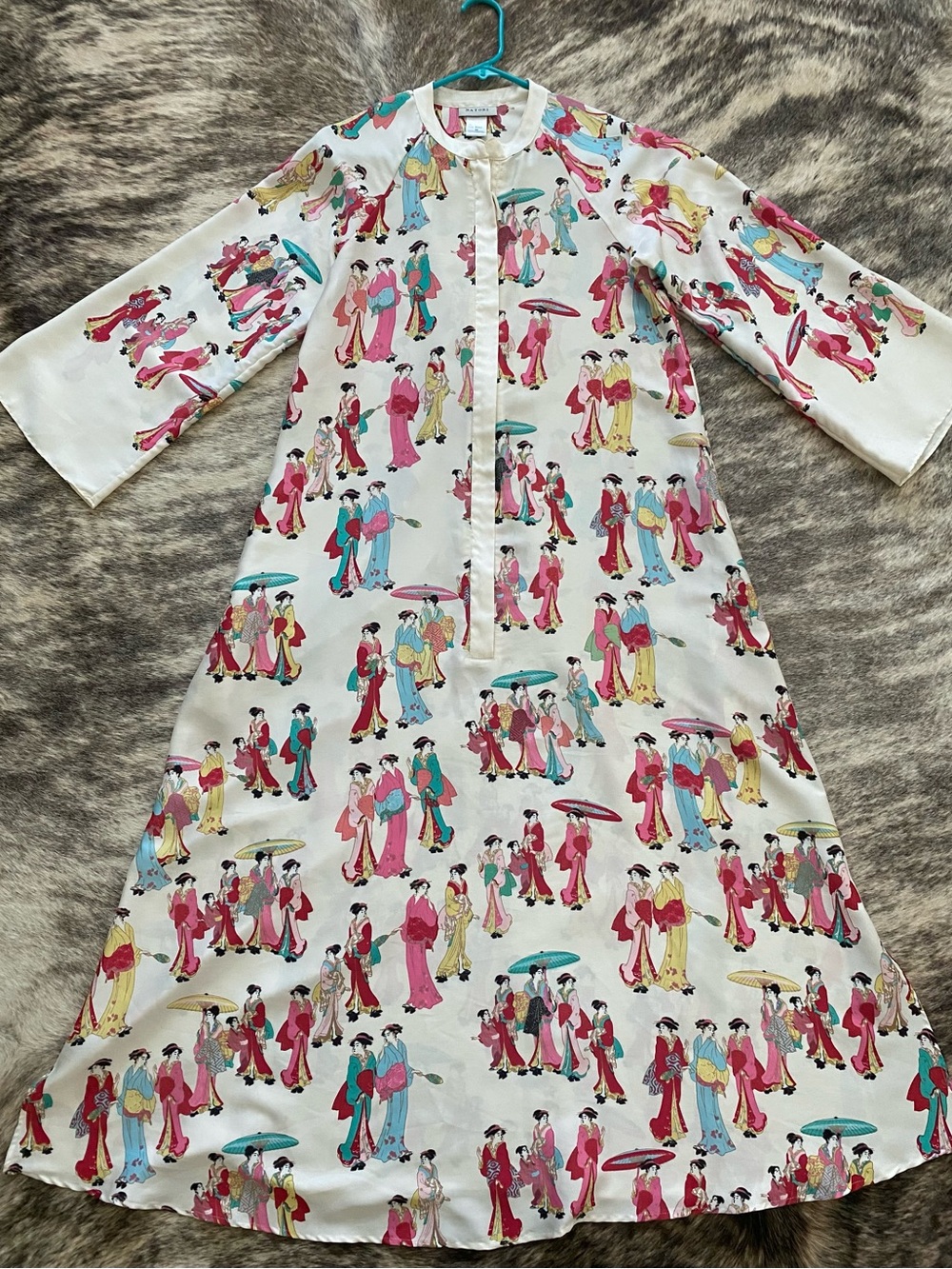 Natori Geisha Mandarin Zip Caftan